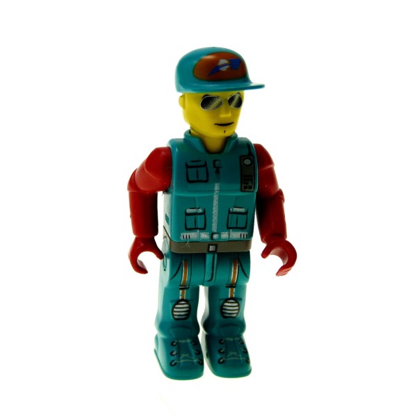 1 x Lego System 4 Juniors Figur Jack Stone Mann Pilot Boden Crew türkis rot Basecap mit Flughafen Logo 4616 4613 1437 js027