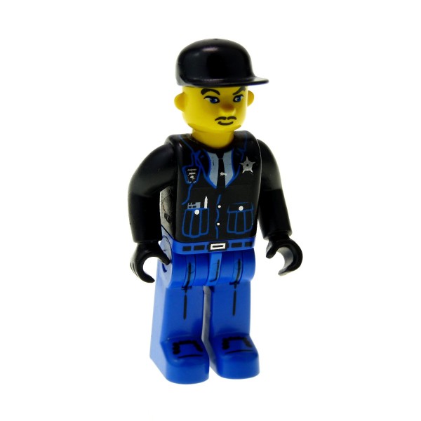 1 x Lego System Figur 4 Juniors Polizist Mann Police Jacke schwarz Hose blau Basecap 4669 4j017