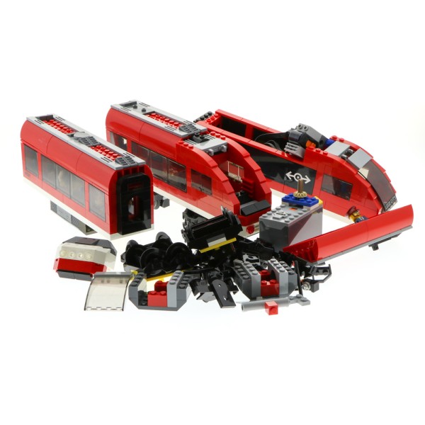 1x Lego Set Passagier Personen Zug Eisenbahn mit Motor 9V 7938 rot unvollständig